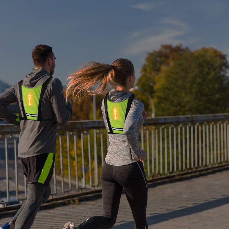 Kamizelka ostrzegawcza LED z p – Cycling Visibility Gear recenzja i cena