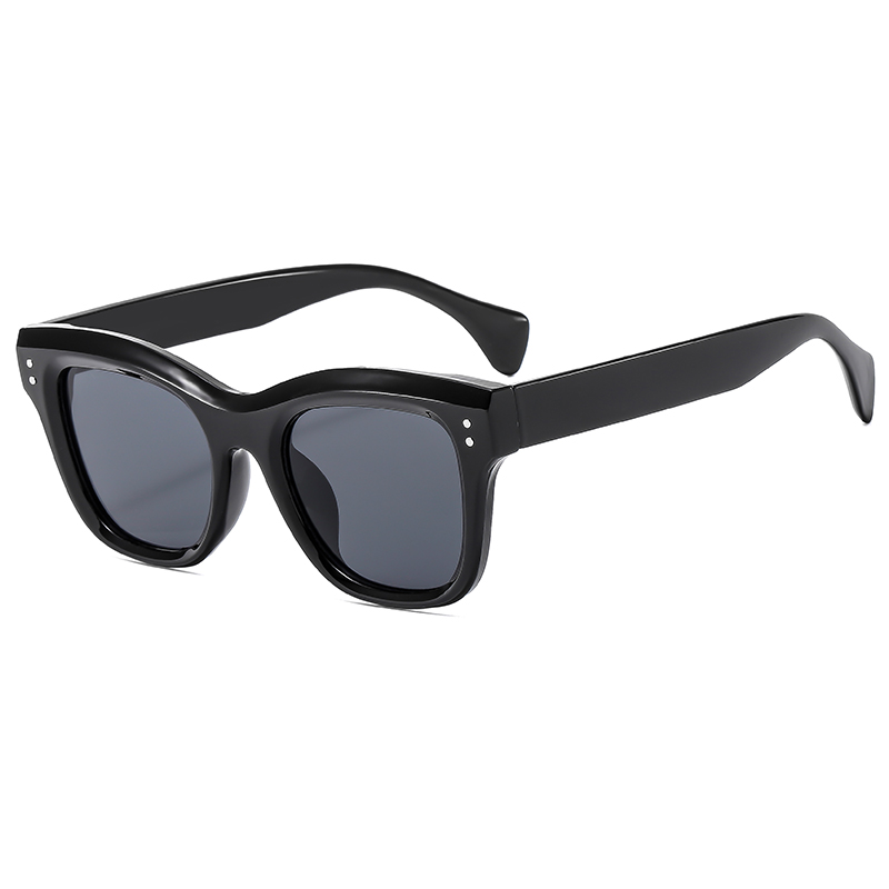 Nowe okulary przeciwsłoneczne  – Vintage Cycling Gear recenzja i cena
